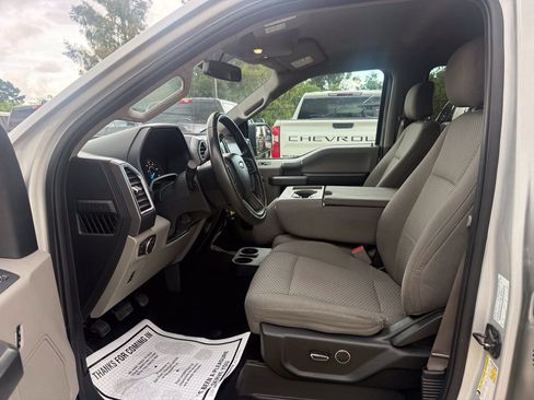 Used 2016 Ford F150 XLT w/ Equipment Group 301A Mid RWD image 7