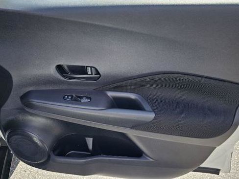 Used 2021 Nissan Kicks S FWD image 32