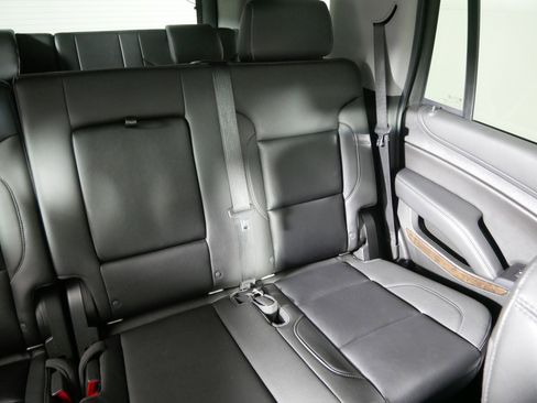 Used 2018 Chevrolet Tahoe LT image 14