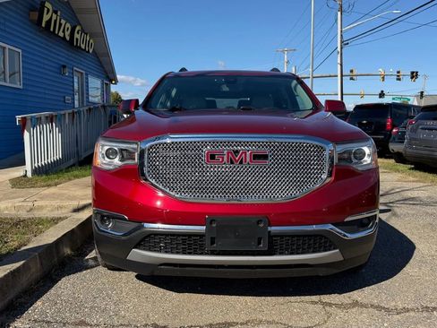 Used 2019 GMC Acadia SLT image 3