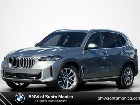 Used 2024 BMW X5 xDrive40i w/ Parking Assistance Package AWD/4WD image 1