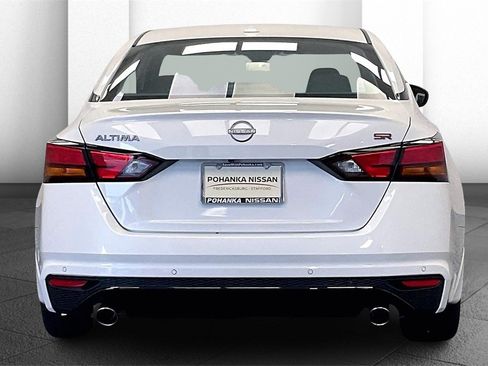 Certified 2024 Nissan Altima 2.5 SR w/ SR Premium Package image 3