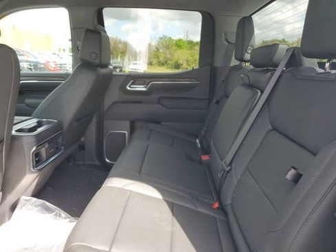 New 2026 GMC Sierra 1500 SLT w/ SLT Premium Package image 12