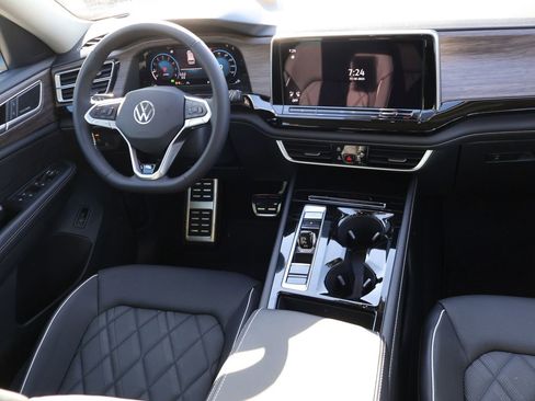 New 2026 Volkswagen Atlas SEL Premium R-Line image 19