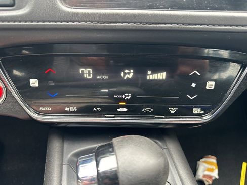 Used 2021 Honda HR-V EX image 25