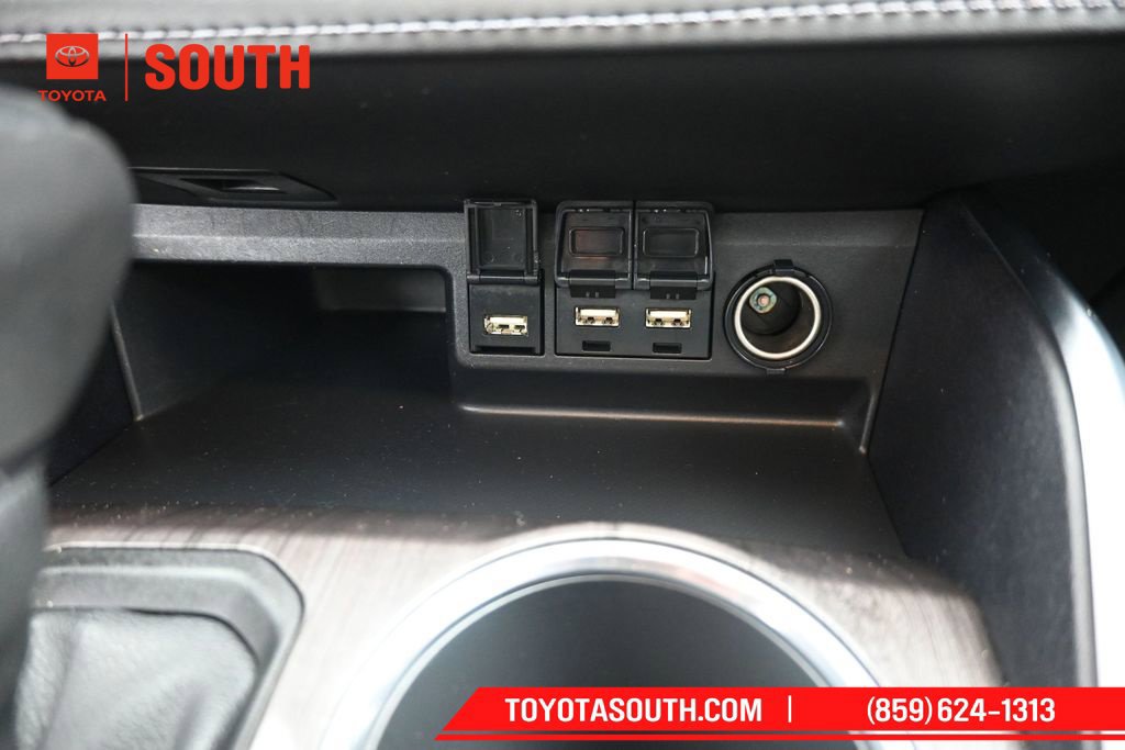 Used 2021 Toyota Highlander Platinum AWD/4WD image 19