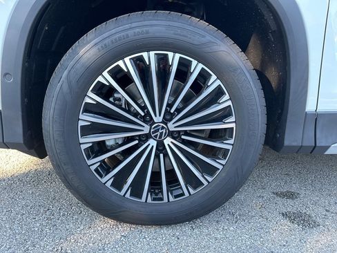 New 2026 Volkswagen Tiguan S image 30