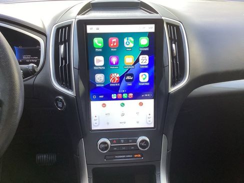 Used 2021 Ford Edge SE image 45