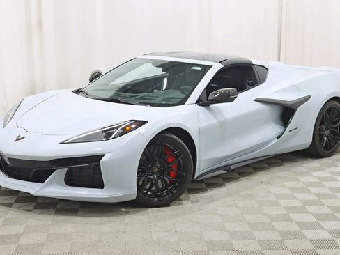 Used 2023 Chevrolet Corvette Z06 w/ Stealth Interior Trim Package image 7