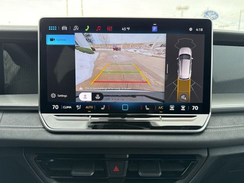 New 2026 Volkswagen Tiguan SE R-Line AWD/4WD image 17