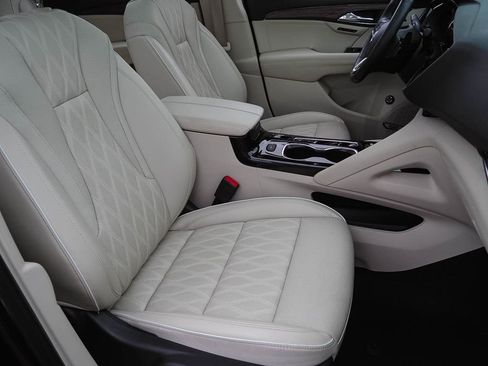 Used 2023 Buick Envision Avenir image 20