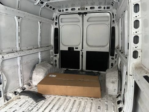 Used 2023 RAM ProMaster 2500 FWD image 13