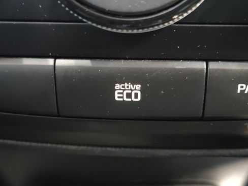 Used 2015 Kia Soul FWD image 27