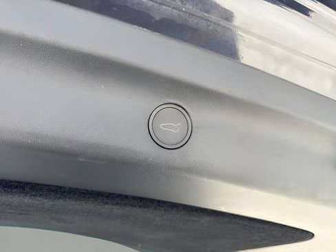 Used 2024 Tesla Model Y Long Range RWD image 21