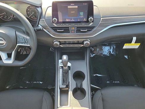 New 2025 Nissan Altima 2.5 SV image 16