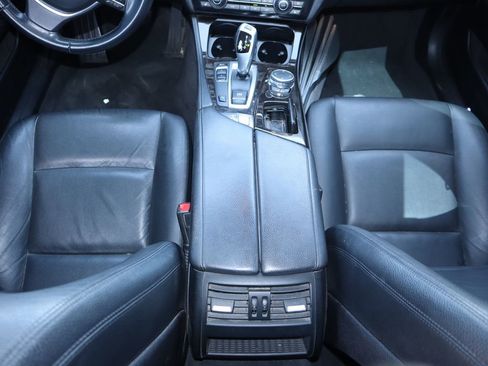 Used 2015 BMW 528i Sedan RWD image 8