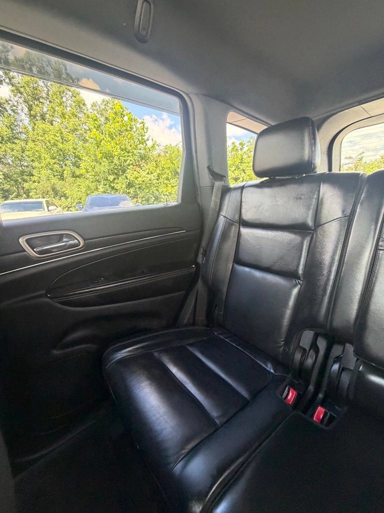 Certified 2017 Jeep Grand Cherokee Limited AWD/4WD image 13