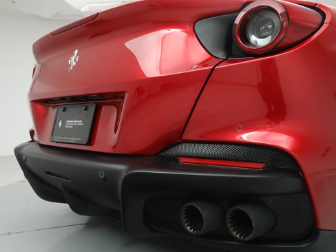Certified 2023 Ferrari Portofino M RWD image 20