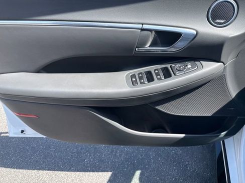 Certified 2023 Hyundai Sonata SEL Plus w/ Cargo Package FWD image 9