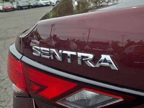 Used 2024 Nissan Sentra SV FWD image 30