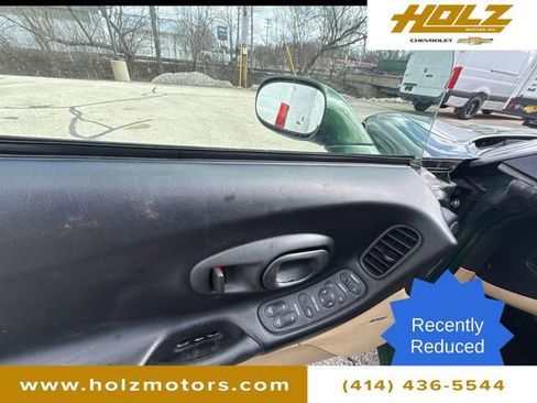 Used 1998 Chevrolet Corvette Convertible w/ Memory Pkg image 19