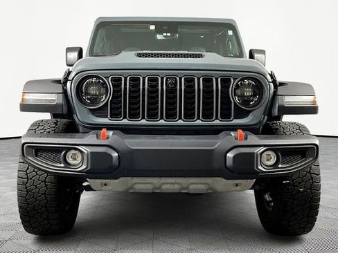 Used 2024 Jeep Gladiator Mojave w/ Technology Group AWD/4WD image 2