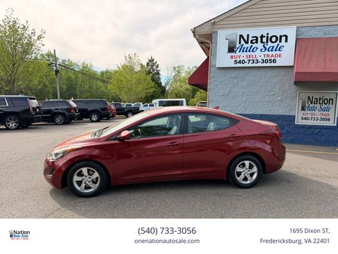 Used 2015 Hyundai Elantra SE image 3