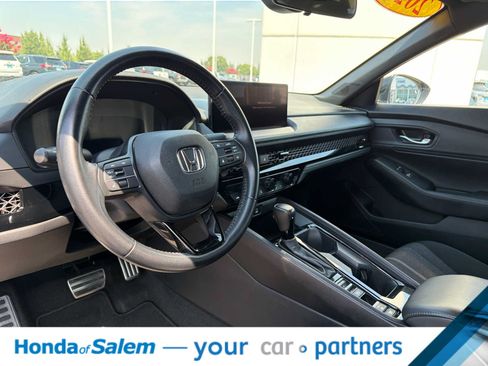 Used 2024 Honda Accord Sport image 2