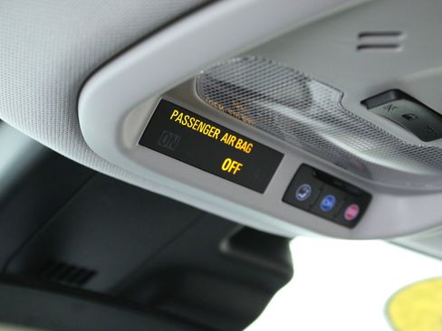 Used 2024 Chevrolet Trax LS FWD image 21