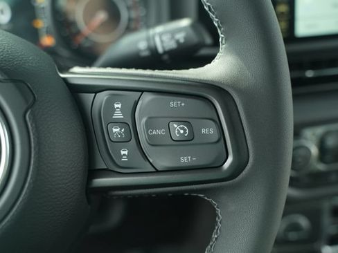 New 2026 Jeep Gladiator Mojave w/ Steel Bumper Group AWD/4WD image 29