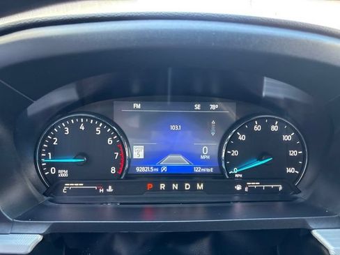 Used 2020 Ford Explorer XLT w/ Equipment Group 202A AWD/4WD image 12
