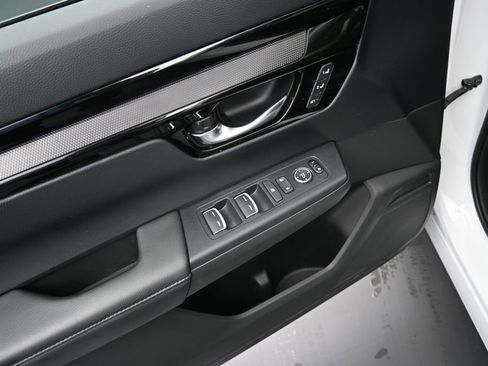 Used 2024 Honda CR-V EX-L image 16