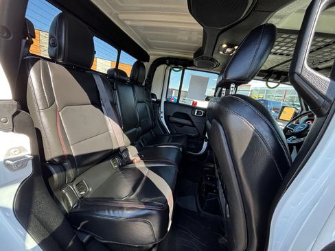 Used 2022 Jeep Gladiator Rubicon w/ LED Lighting Group AWD/4WD image 23