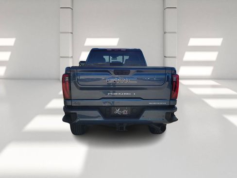 New 2026 GMC Sierra 2500 Denali Ultimate image 6
