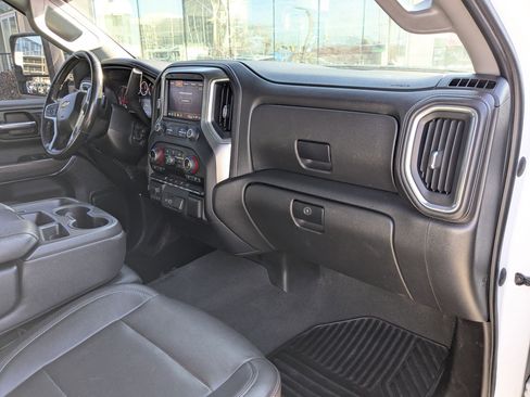 Used 2021 Chevrolet Silverado 2500 LTZ image 33