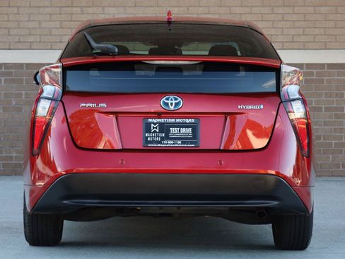 Used 2018 Toyota Prius Four w/ Advanced Technology Package FWD image 10