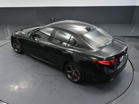Used 2018 Alfa Romeo Giulia AWD image 55