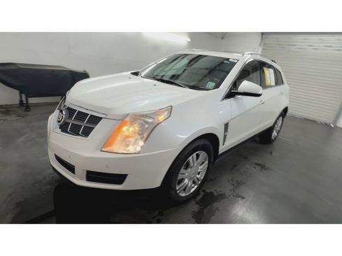 Used 2011 Cadillac SRX Luxury FWD image 4