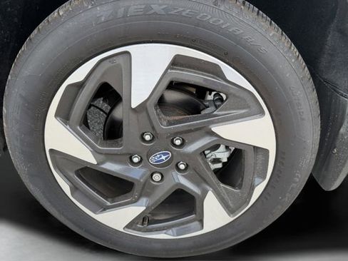 Used 2025 Subaru Crosstrek 2.5i Limited w/ Popular Package #4A image 37