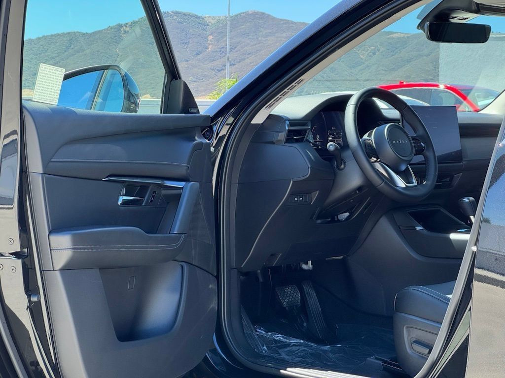 New 2026 MAZDA CX-5 2.5 S w/ Premium Package AWD/4WD image 8