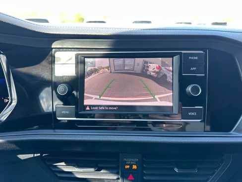 Used 2022 Volkswagen Jetta S FWD image 32