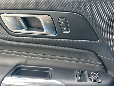 Used 2025 Ford Mustang GT Premium w/ GT Performance Package image 10