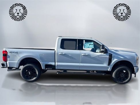 New 2026 Ford F350 XLT w/ XLT Premium Package image 4