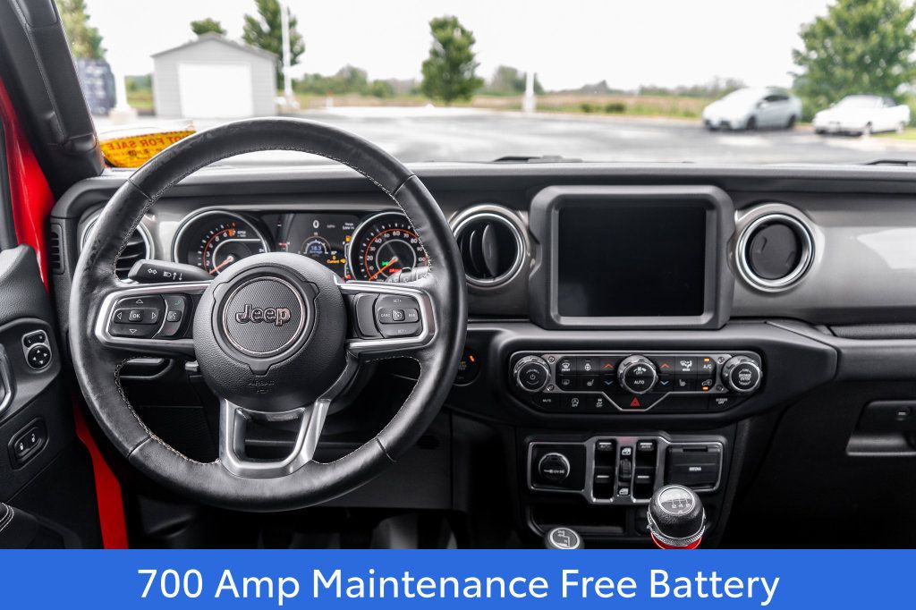Used 2019 Jeep Wrangler Unlimited Sahara AWD/4WD image 15