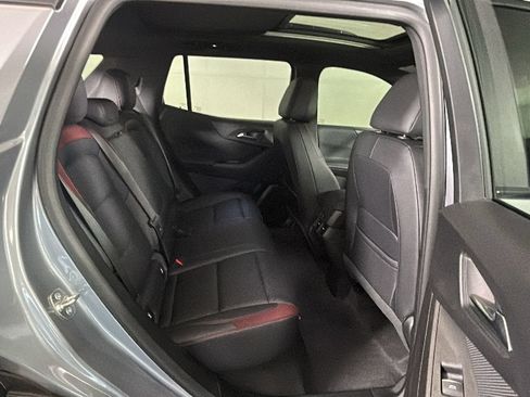 Used 2025 Chevrolet Equinox RS w/ Safety and Technology Package AWD/4WD image 34