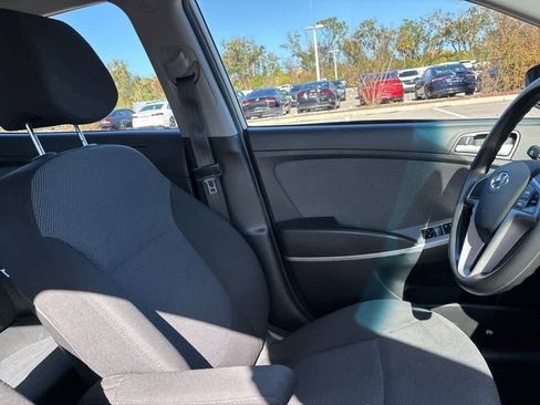 Used 2014 Hyundai Accent GS image 7