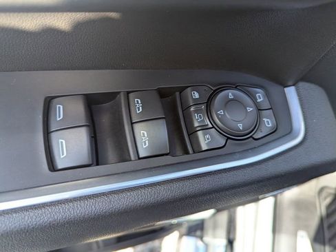 Certified 2026 Chevrolet Silverado 2500 LTZ w/ LTZ Convenience Package image 14