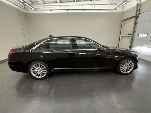 Used 2017 Cadillac CT6 3.6 AWD image 10