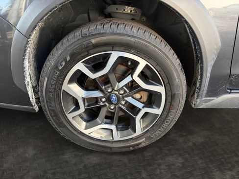 Used 2017 Subaru Crosstrek 2.0i Limited AWD/4WD image 36