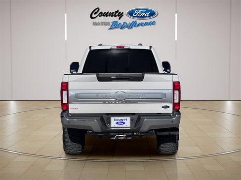 Used 2022 Ford F350 King Ranch w/ King Ranch Ultimate Package image 4